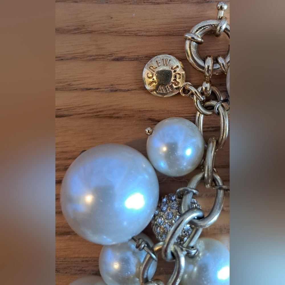 EUC Vintage Y2K J. Crew Faux Pearl & Crystal Bead Gold Tone Bracelet Jewelry - Picture 4 of 4